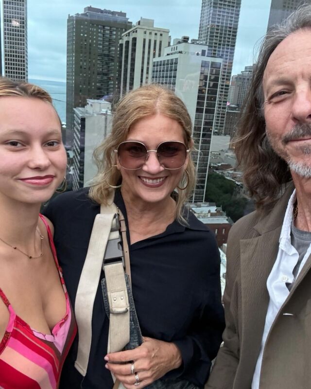 Lydia is moved in and settled into her high rise dorm at SAIC School of the Art Institute of Chicago and we couldn’t be prouder❤️ She’s ready and Rockin’! We LOVE you Lyds!!