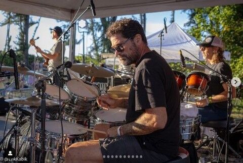 Skeleton Krewe Band: Stephen Inglis, Barry Sless, Rob Barraco, Pete Sears & Wally Ingram + Jay Lane - photos from Hawaii by our amazingly talented friend, @erikkabik #skeletonkrewe #petesears #jaylane #barrysless #wallyingram #mookiesiegel #erikkabik #erikkabikphotography